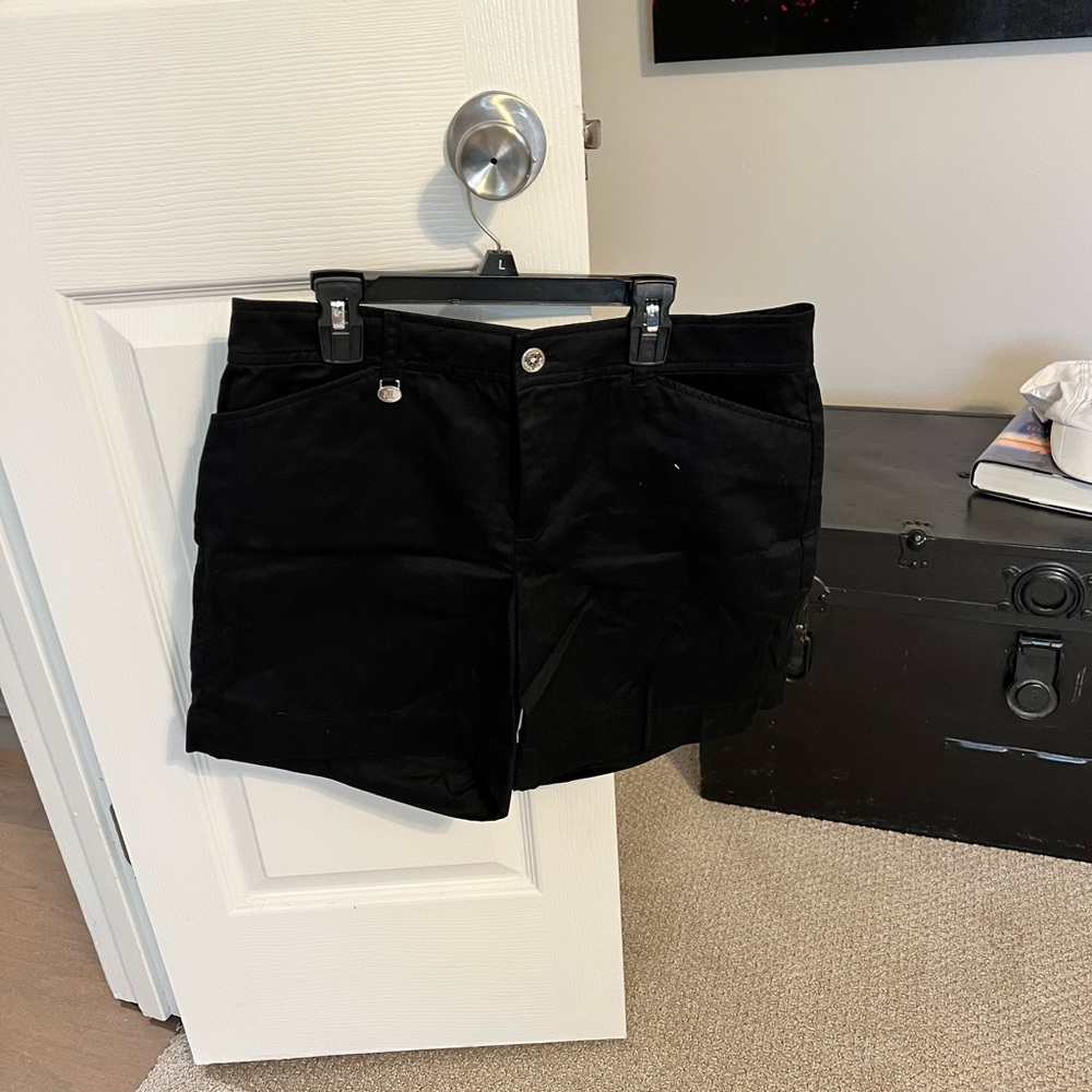 Women’s Polo Shorts Size 6